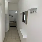 La Jolla Apartment *