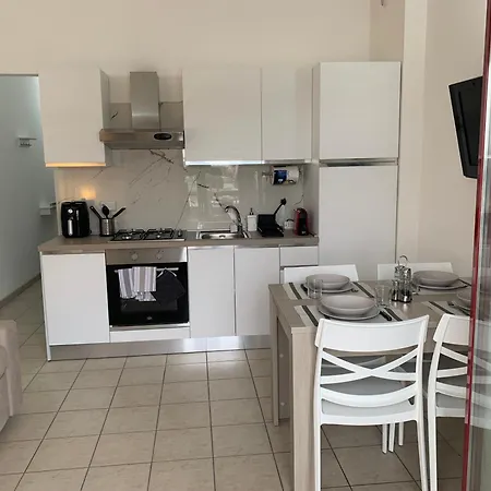 La Jolla Apartment *